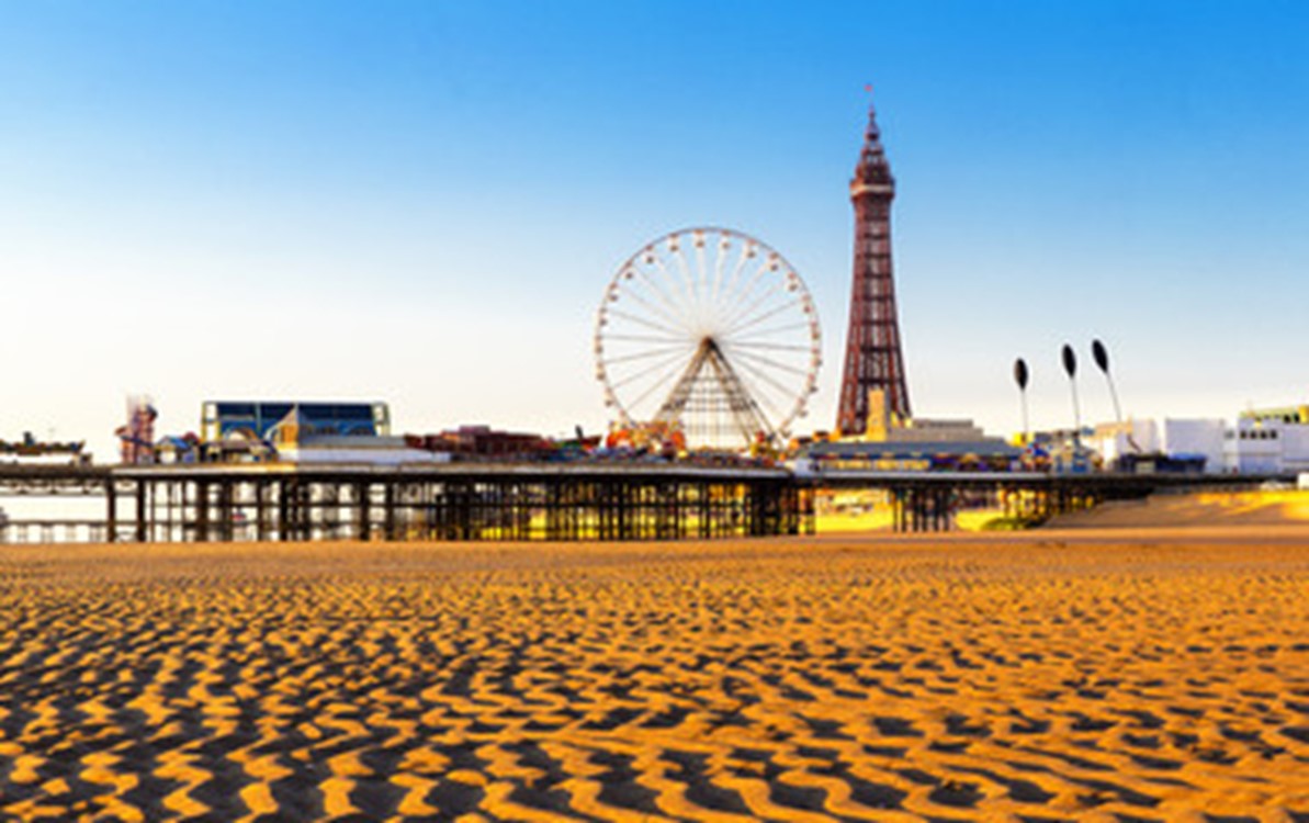 blackpool beach with blackpool tower